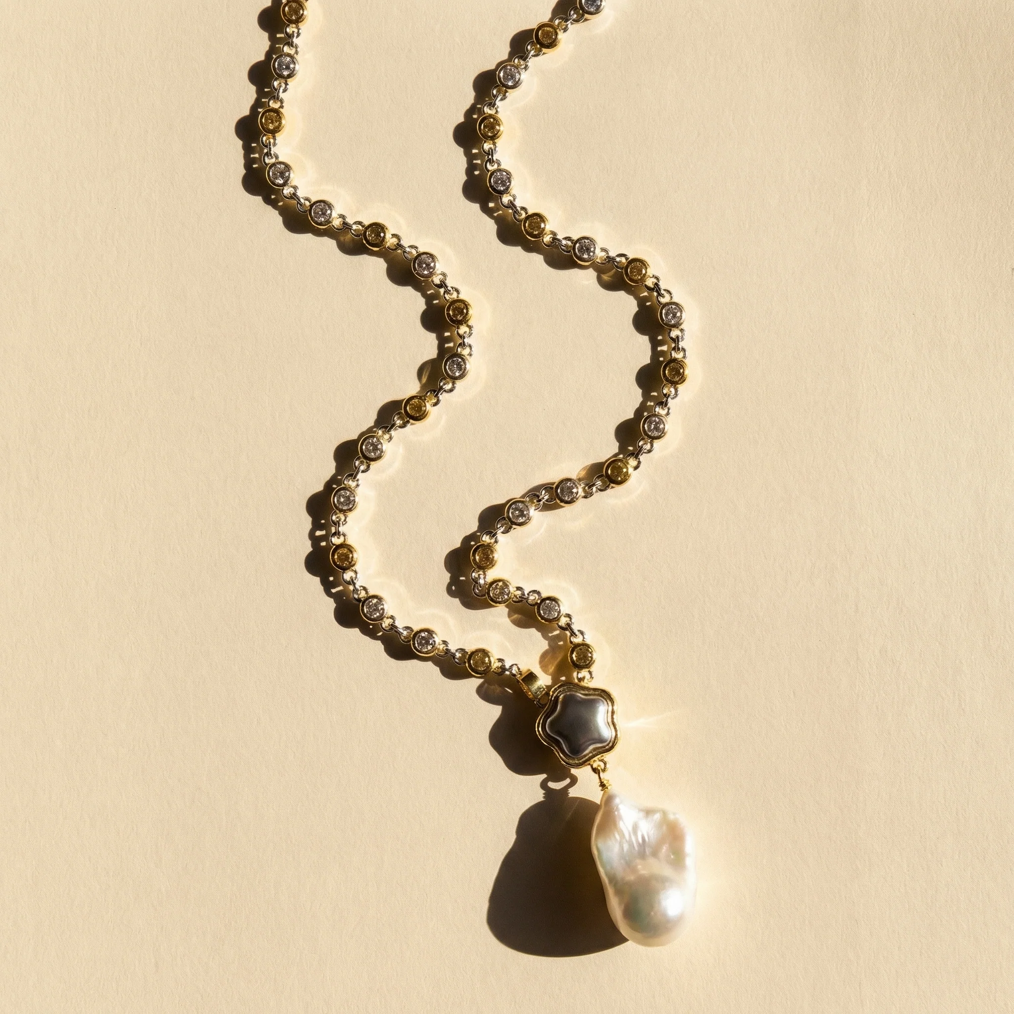 Aurora Pearl Necklace - Image 6