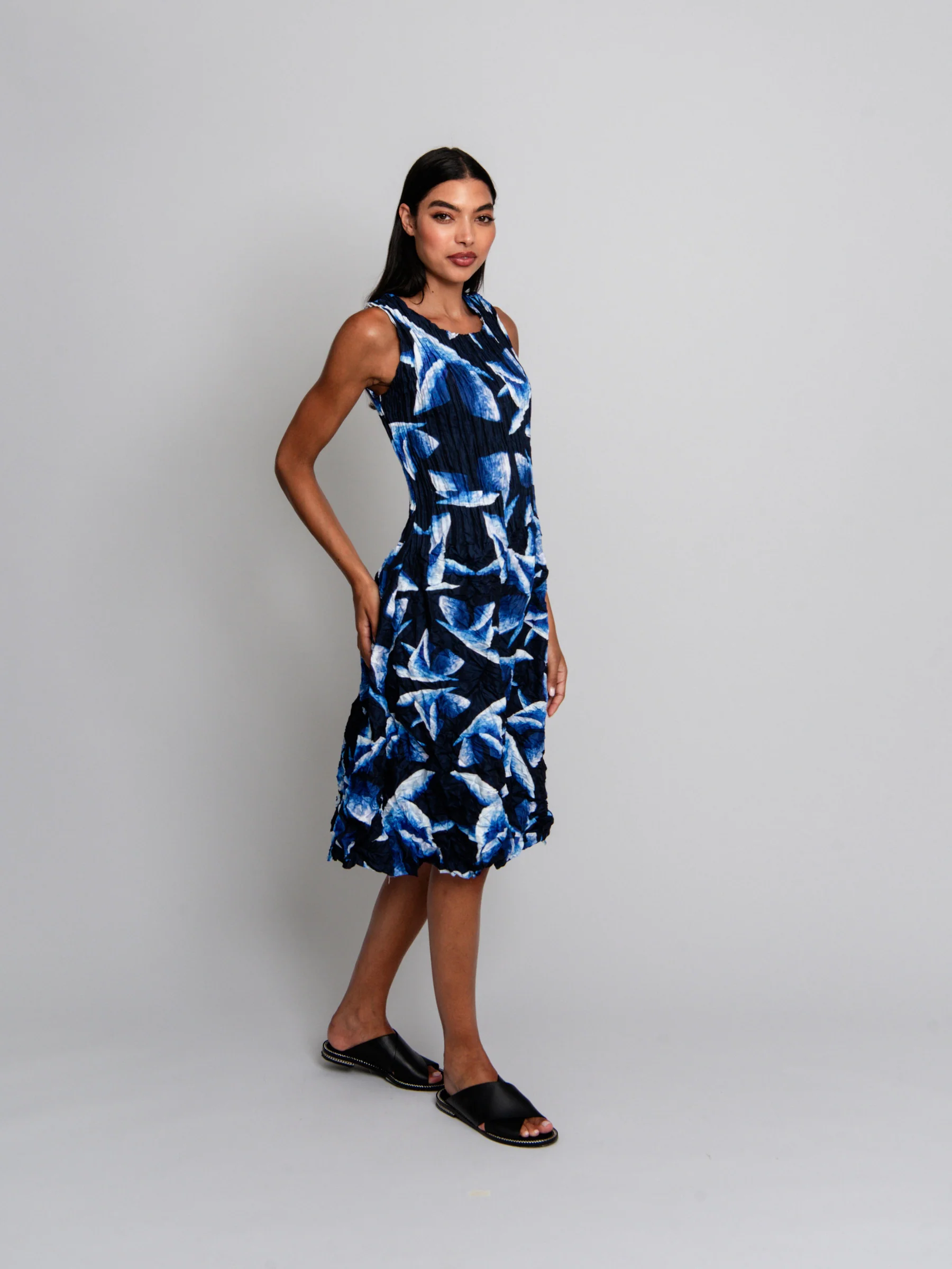 Smash Pocket Dress - Image 31