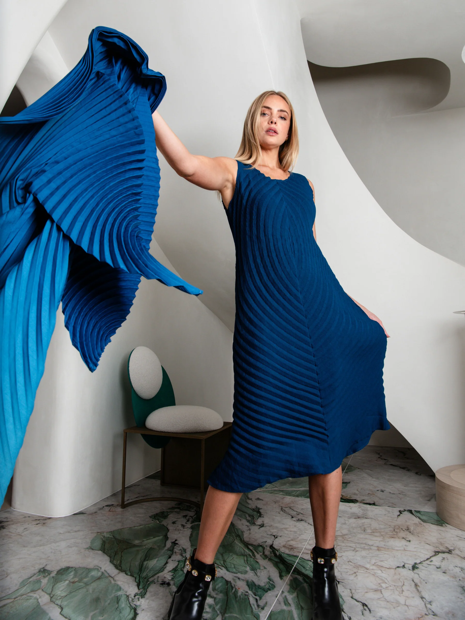 Classico Coat - Image 11