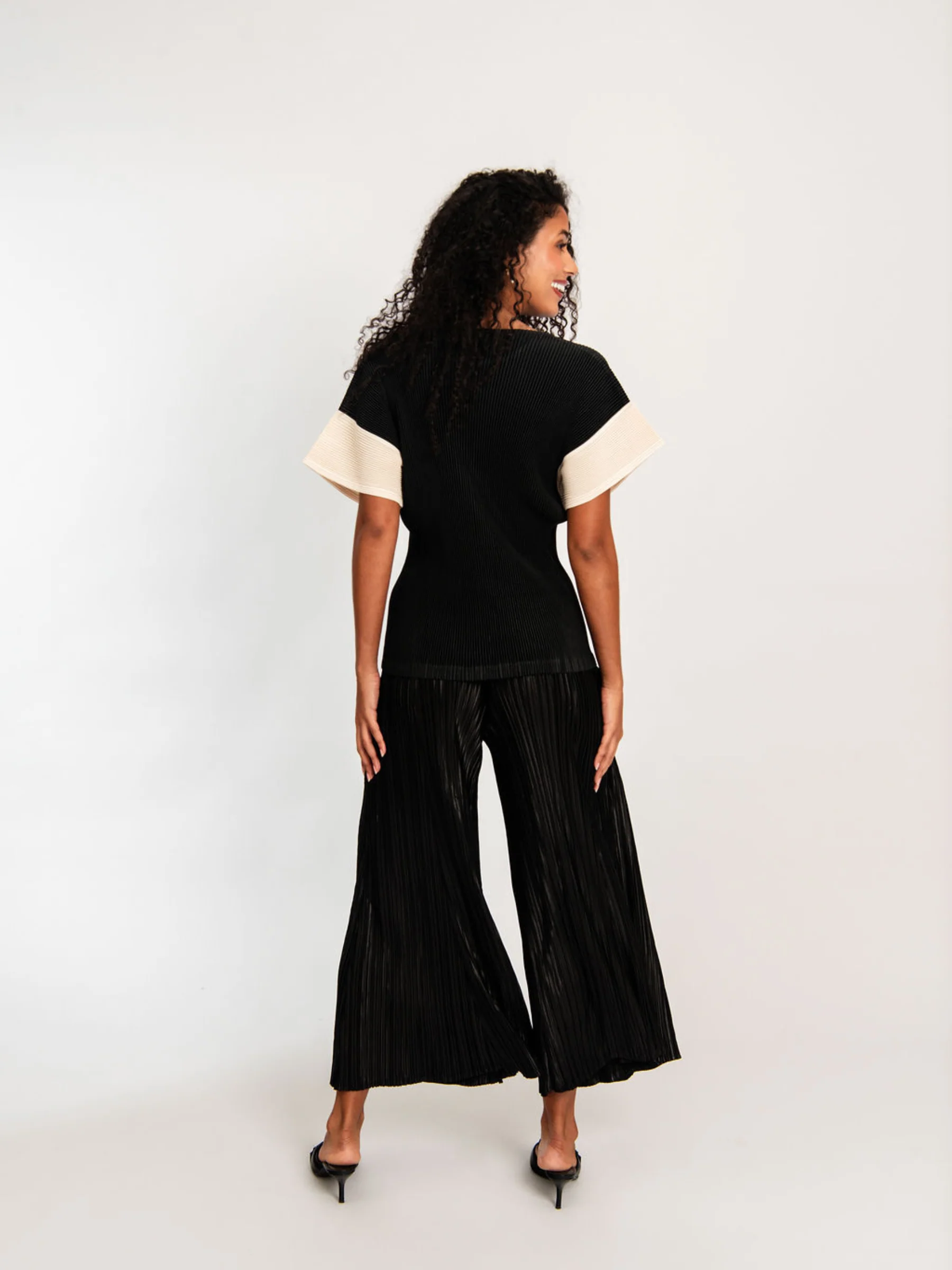Manica Tee - Image 4