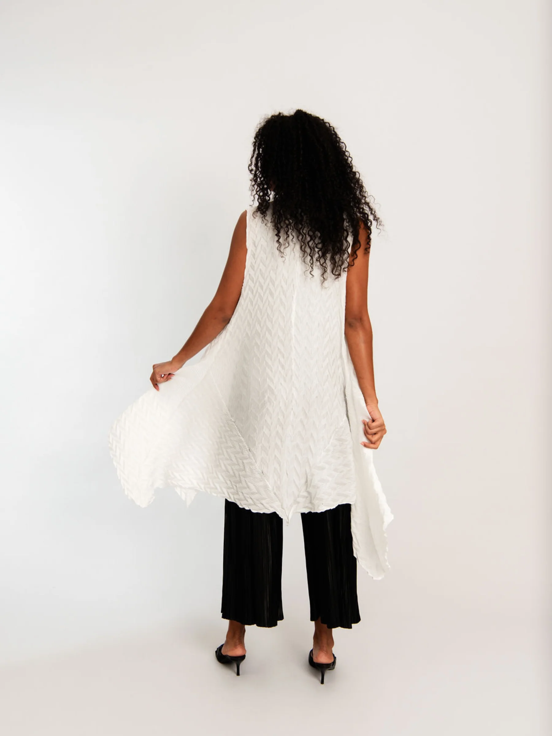 Nightstar Vest - Image 5