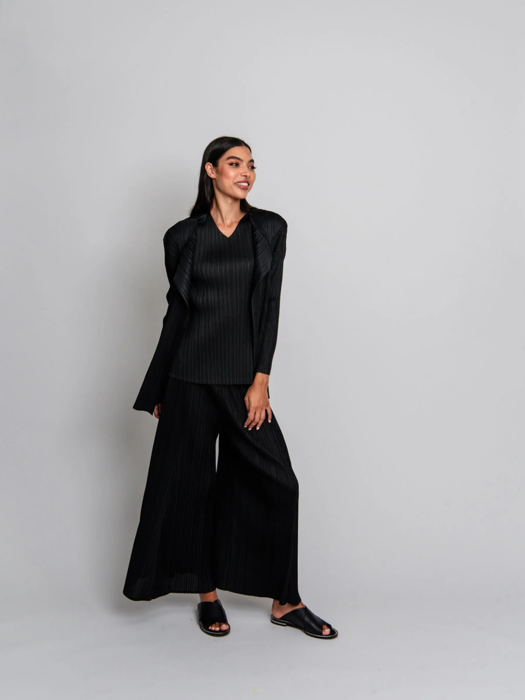 Simply Pleat Cardigan - Image 5