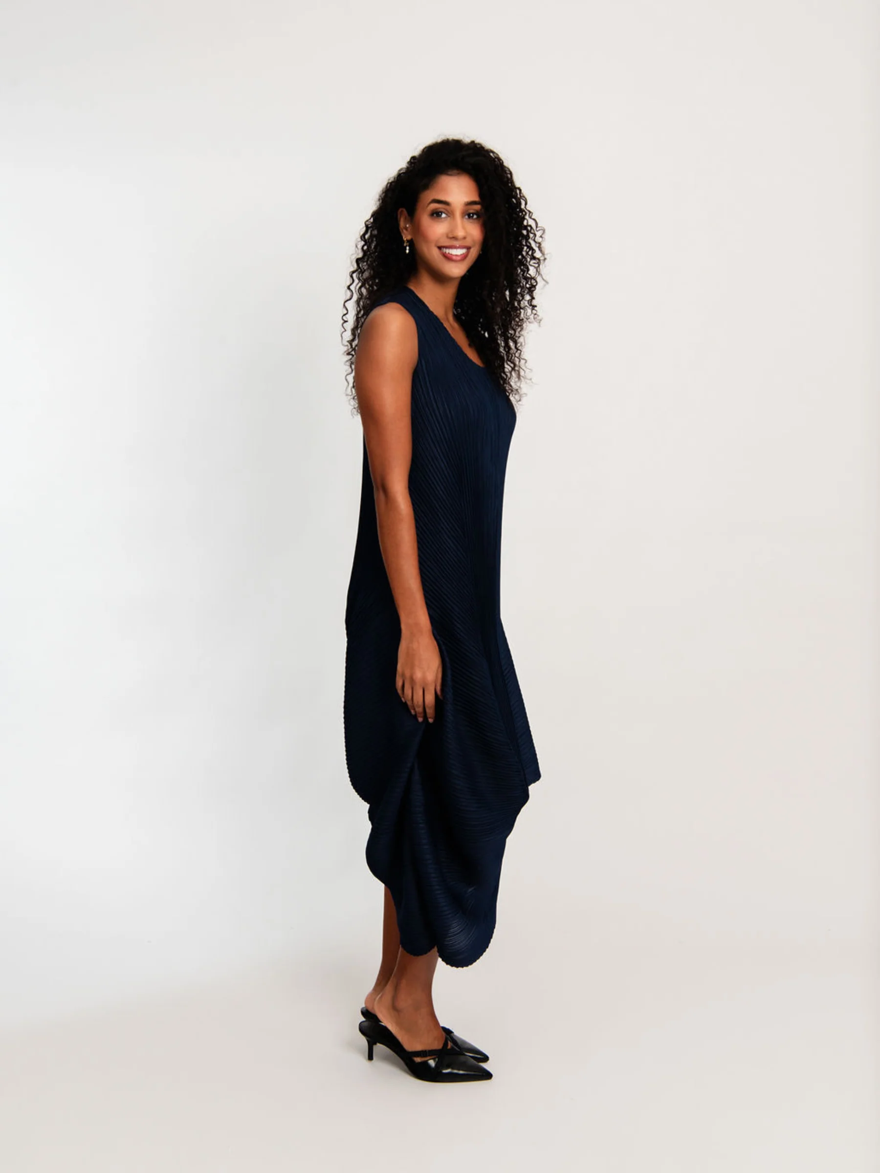 Sleeveless Draper Dress - Image 10