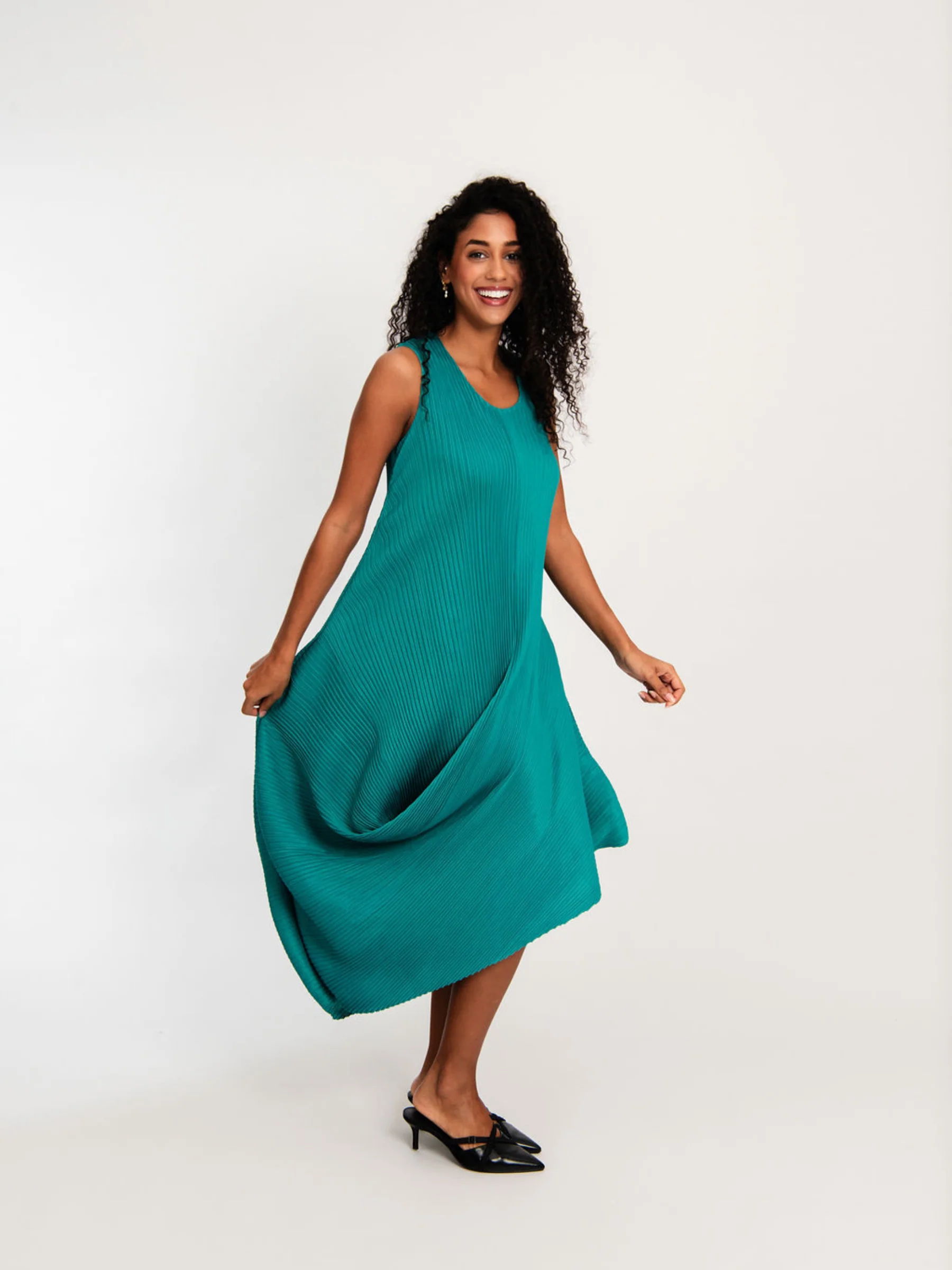 Sleeveless Draper Dress - Image 5